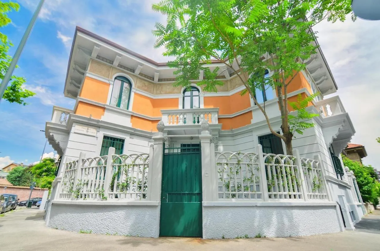 Villa Massari Milán 0*,  Italia