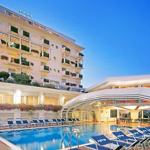 Atlantic & 4*, Riccione Italië
